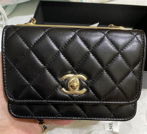 chanel mini flap vs trendy cc woc|chanel wallet on chain評價.